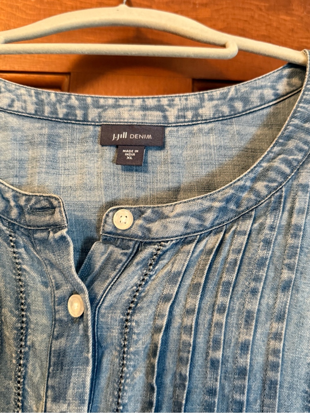 J. Jill Light Blue Pintuck Chambray Tunic - Picture 3 of 3